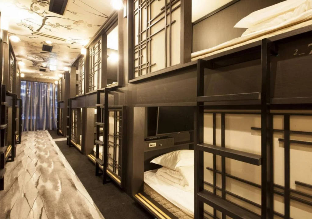 Centurion Hotel Residential Cabin Tower