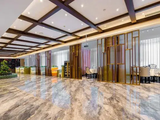 Jingu Alley Hotel