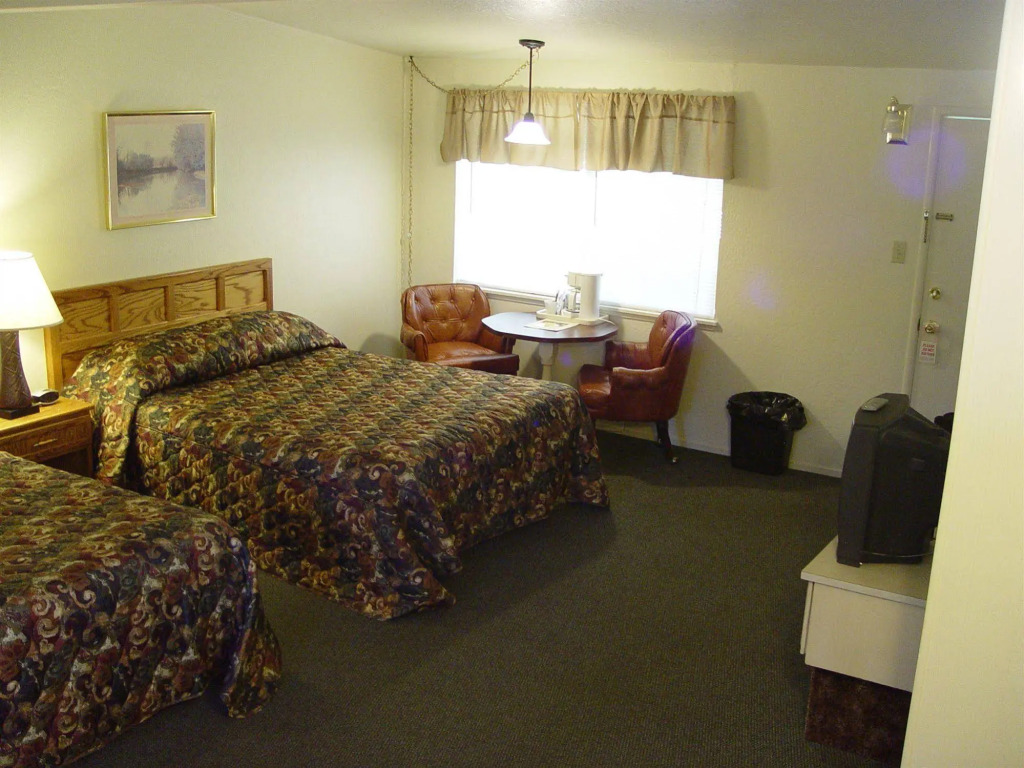 The Long Barn Lodge