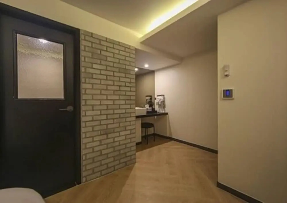 Razzi Hotel