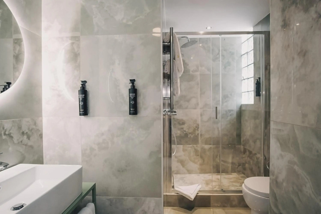 Moderno Hotel Roma