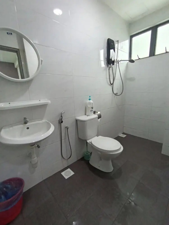191 Cozy CasaKayangan 3BR by Grab A Stay