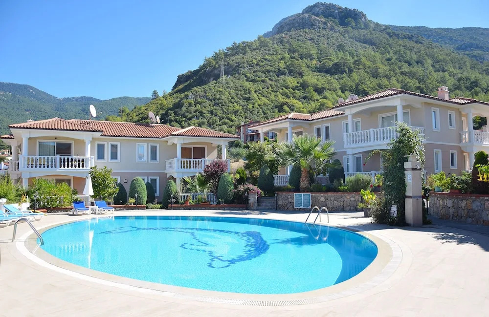 Thera Apartments 22 by Turkish Lettings