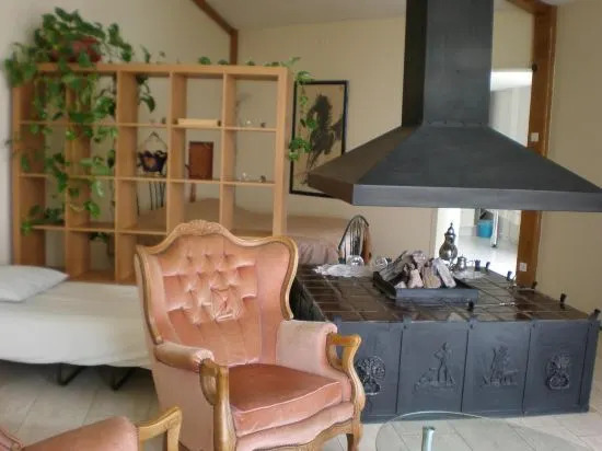 Top Location Studio