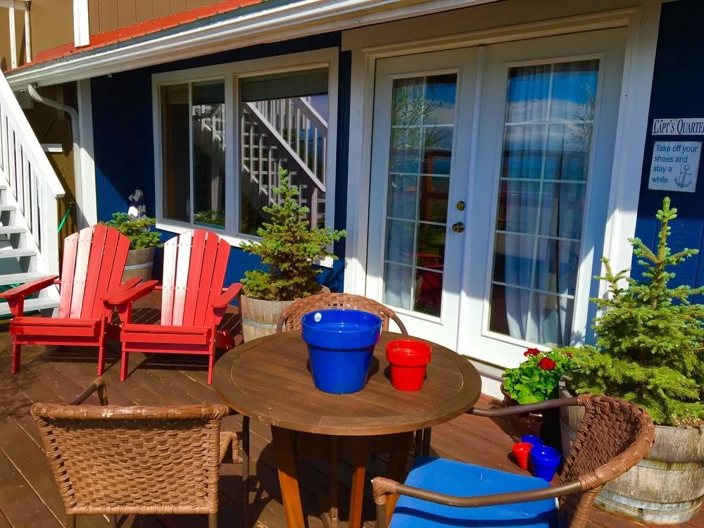 Ocean House Inn & Condos