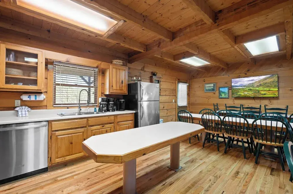 Country Pines Lodge