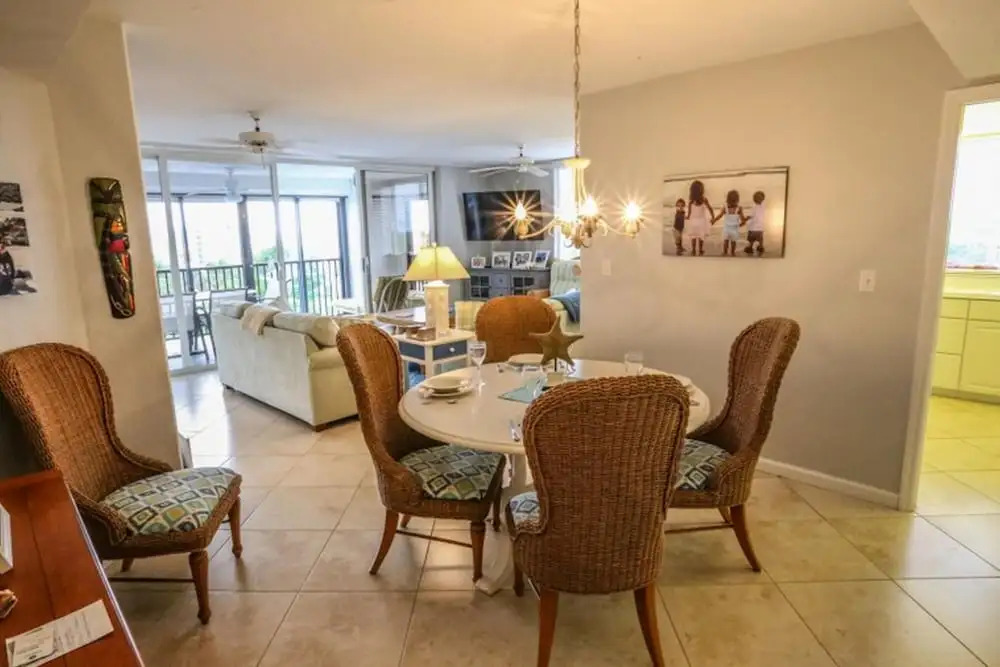 Ocean Harbor 504B