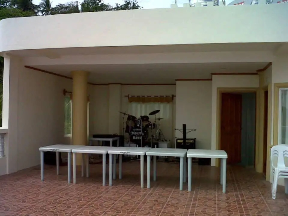 Heritage Inn Poro