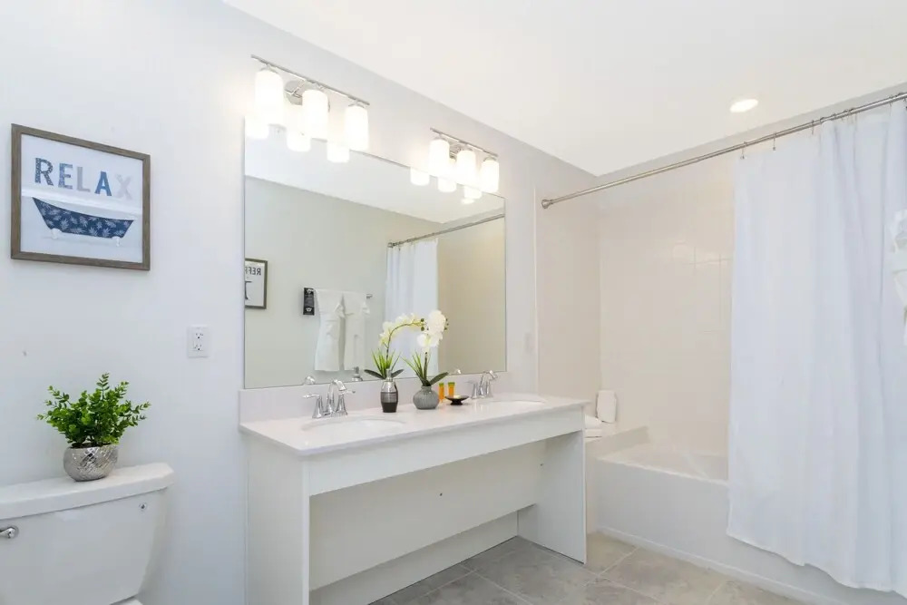 Stunning 2 Bd Condo Close to Disney 304 3191