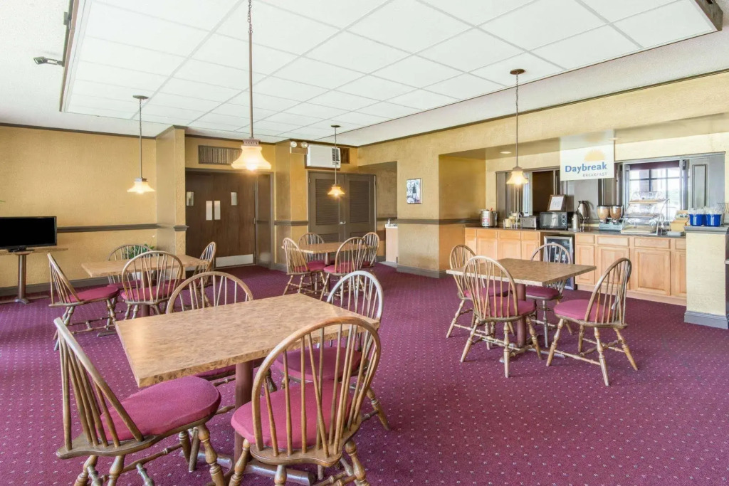 Hampton Inn By Hilton Clanton