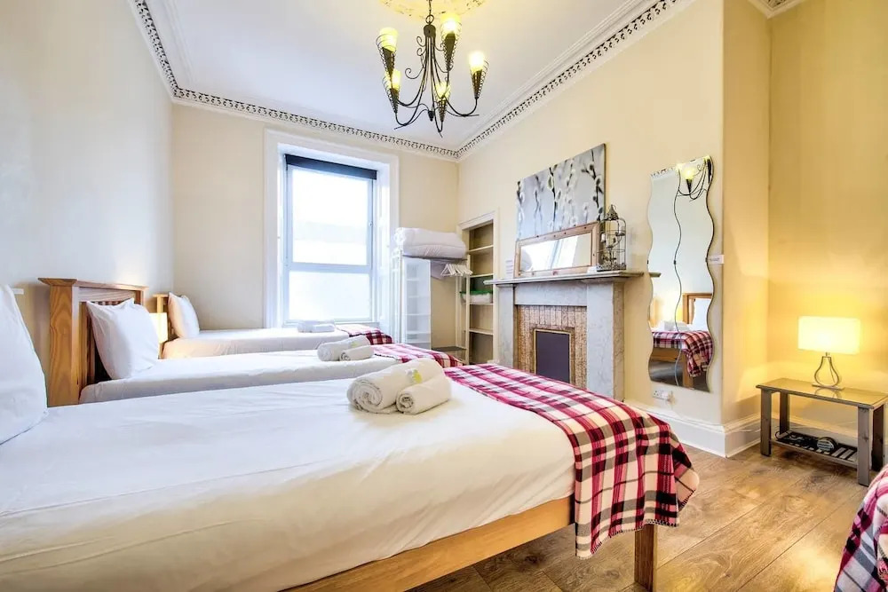 The Fav Flat - Heart of the City Apartment