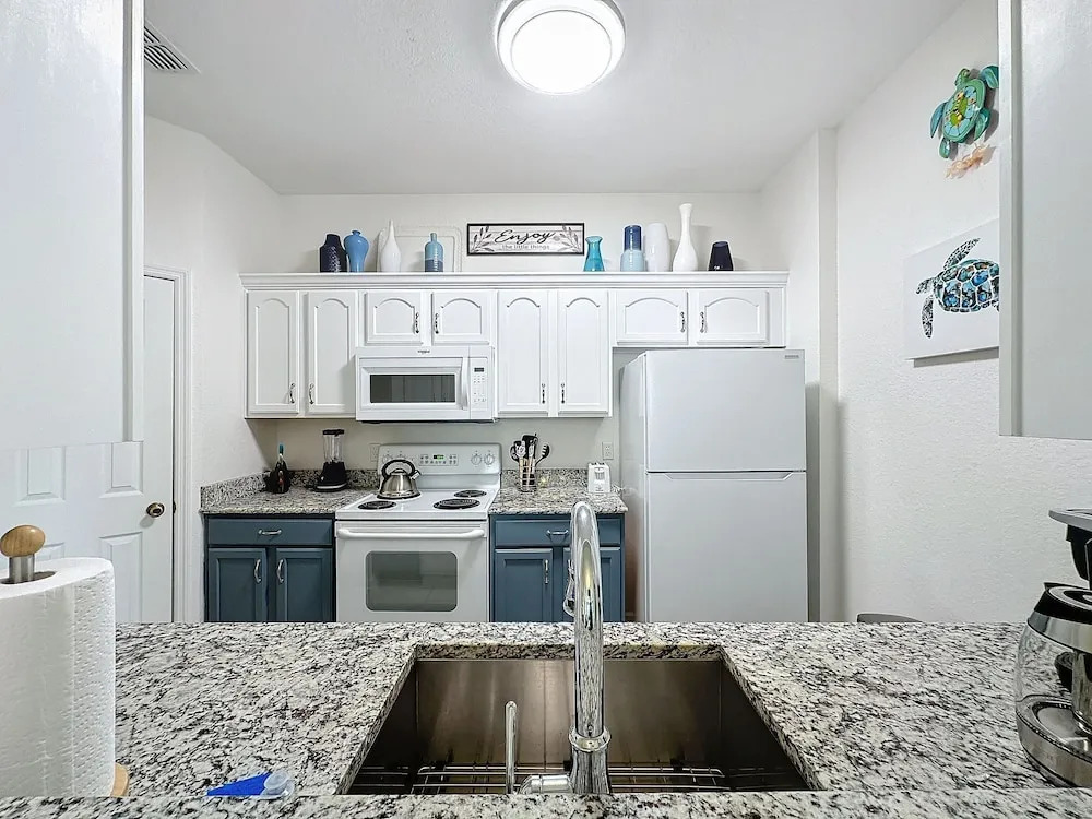 Summer Dreams 3 Bed Condo in Windsor Hills