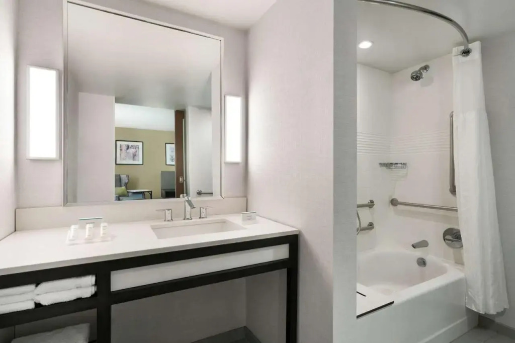 Holiday Inn Springfield