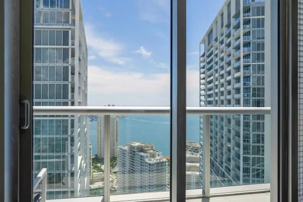 Luxury 1 BR Higher Penthouse Icon Brickell