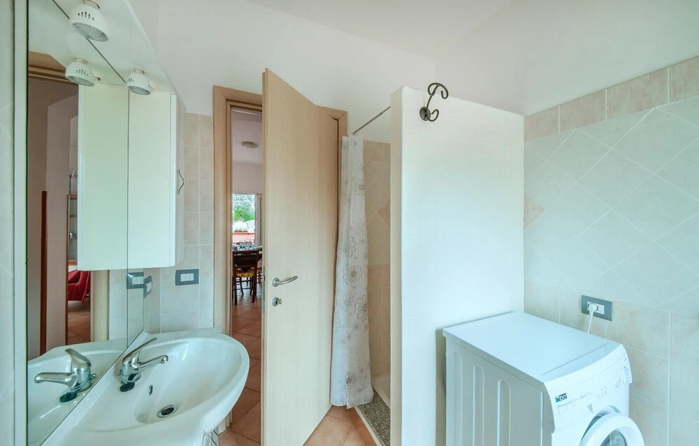 Nice Apartment in La Maddalena With 1 Bedrooms