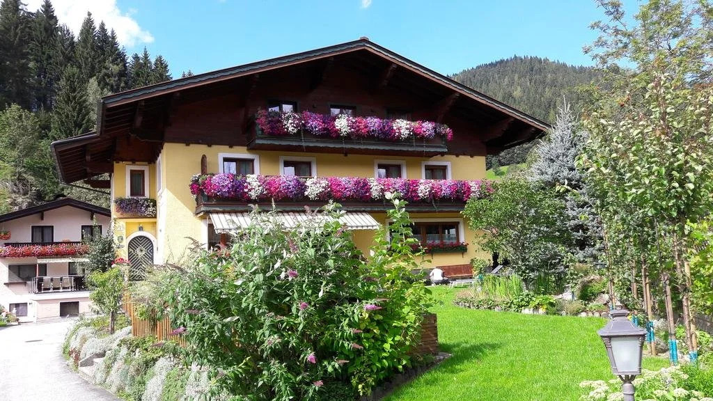Haus am Bach