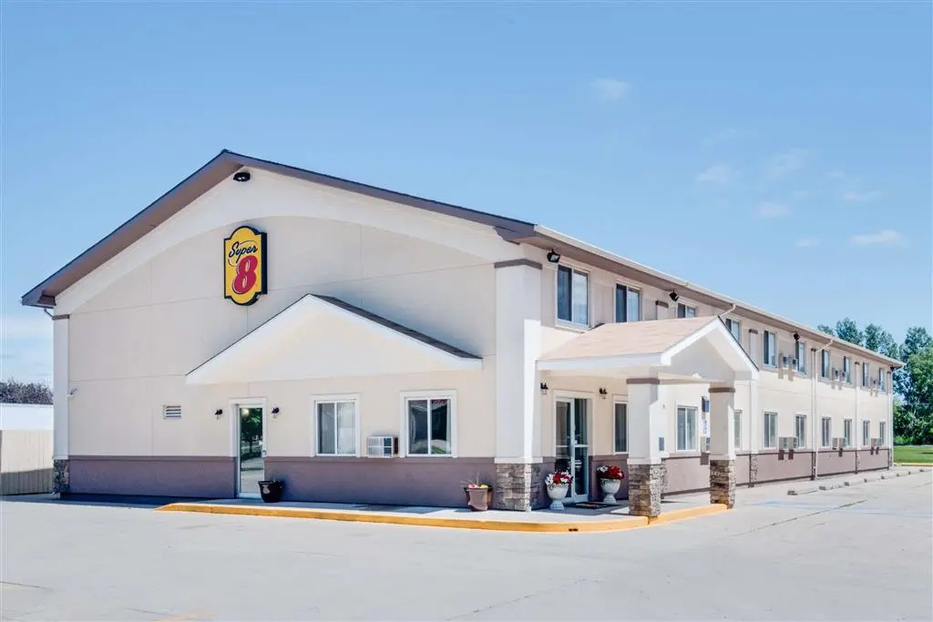 Super 8 Grand Forks