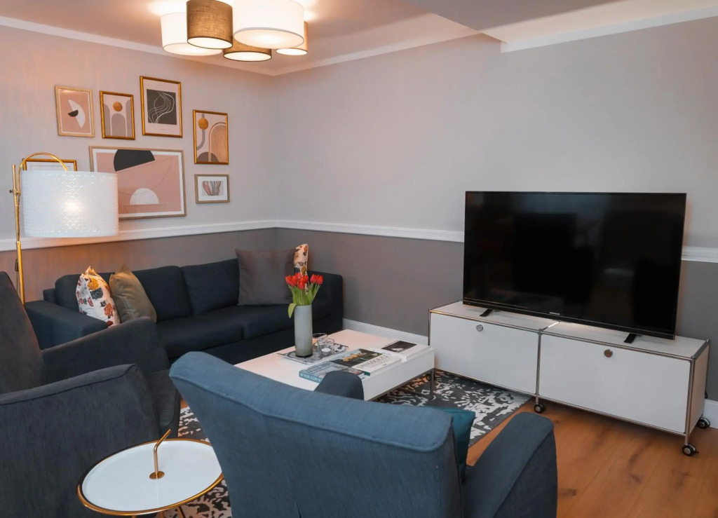90qm Ferienwohnung Berlin Zentrum Nähe Prenzlauer Berg, 2 Bäder