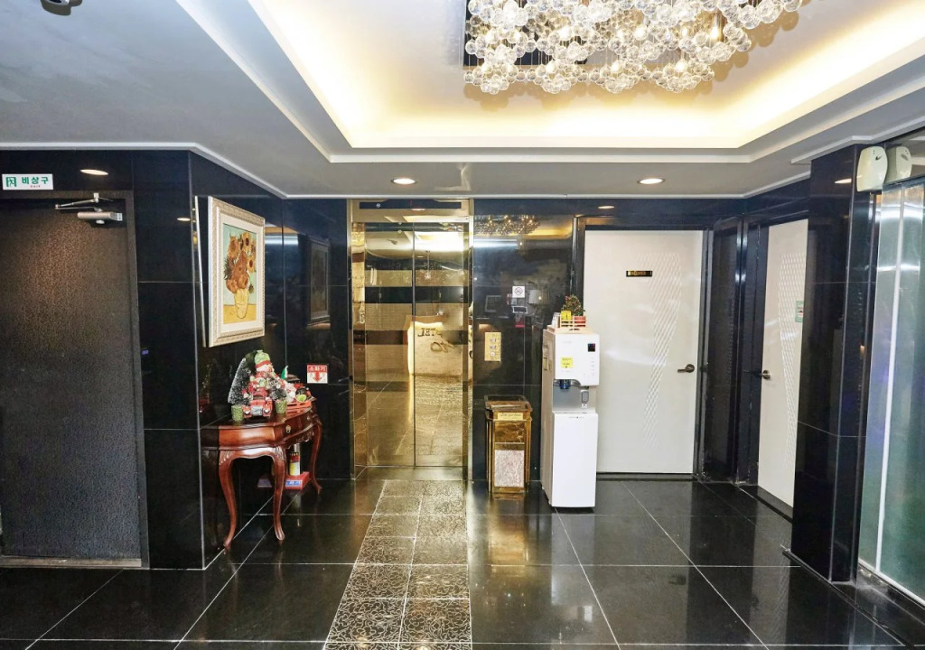 Stylish Hotel Ditto