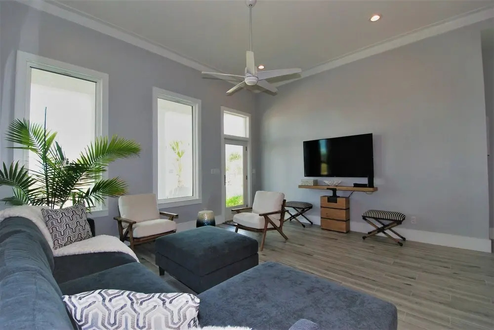 Seaglass Cottage - Private Home At The Shores 3 Bedroom Home by RedAwning