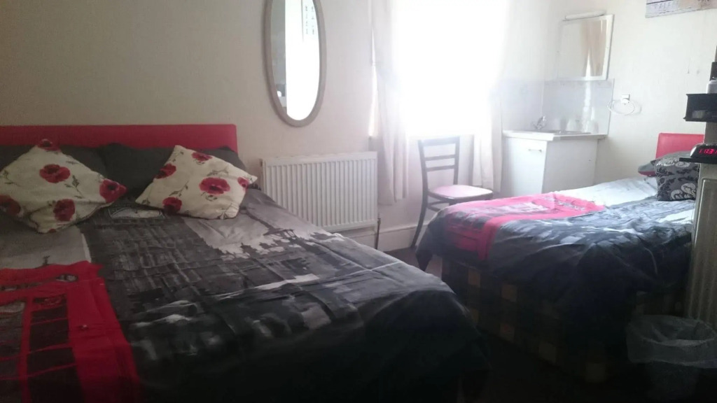Willow Grove Hotel