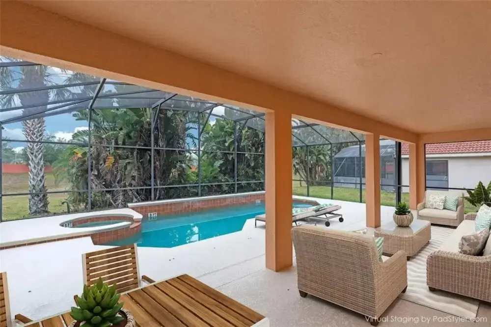 Six Bed Pool Villa in Resort -Close to Disney! villa