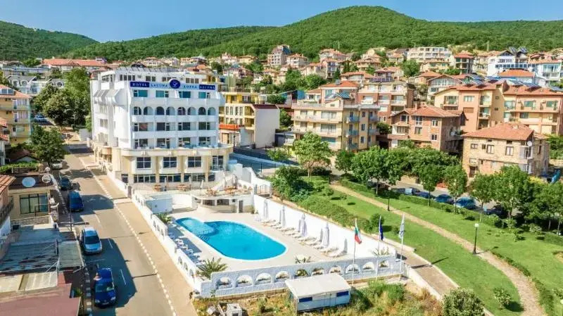 Hotel "Laguna"