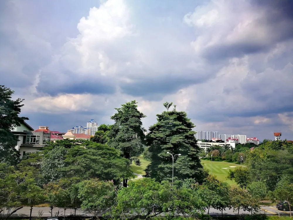 Greenfield Apartment