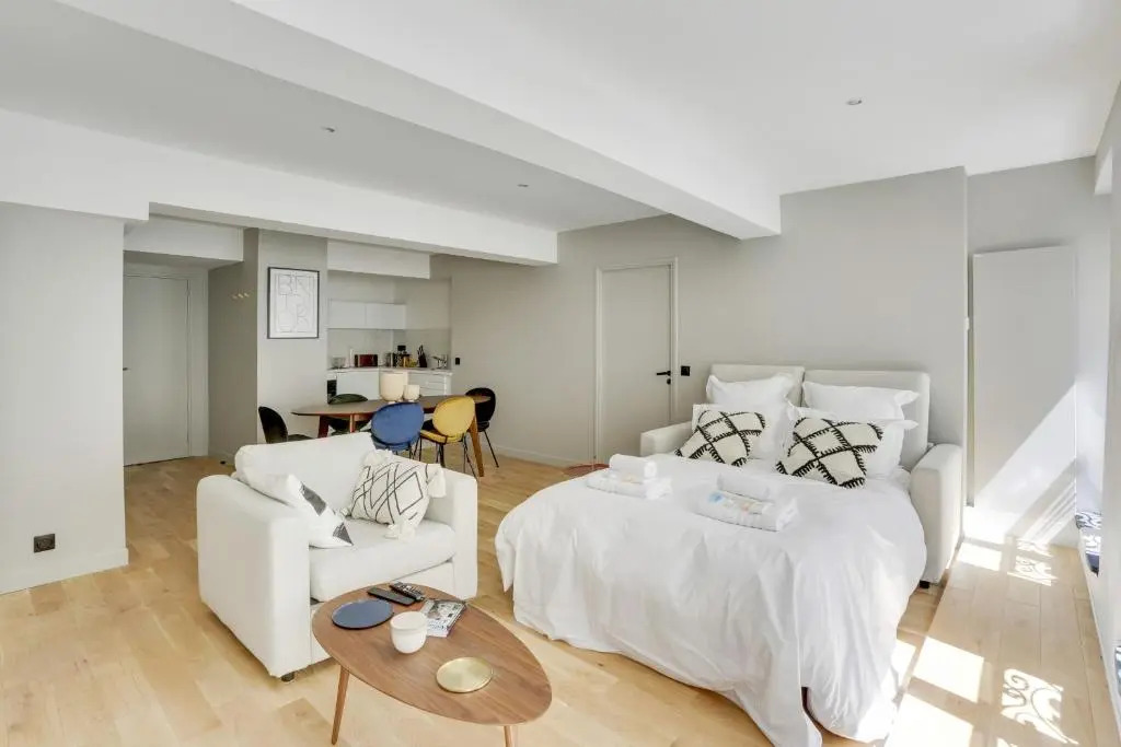 169-Suite W - Luxury