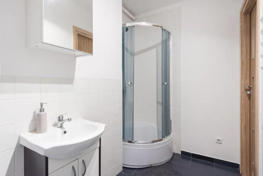 Bright&Stylish, Self Check-in, Centrally Located, by Cohost