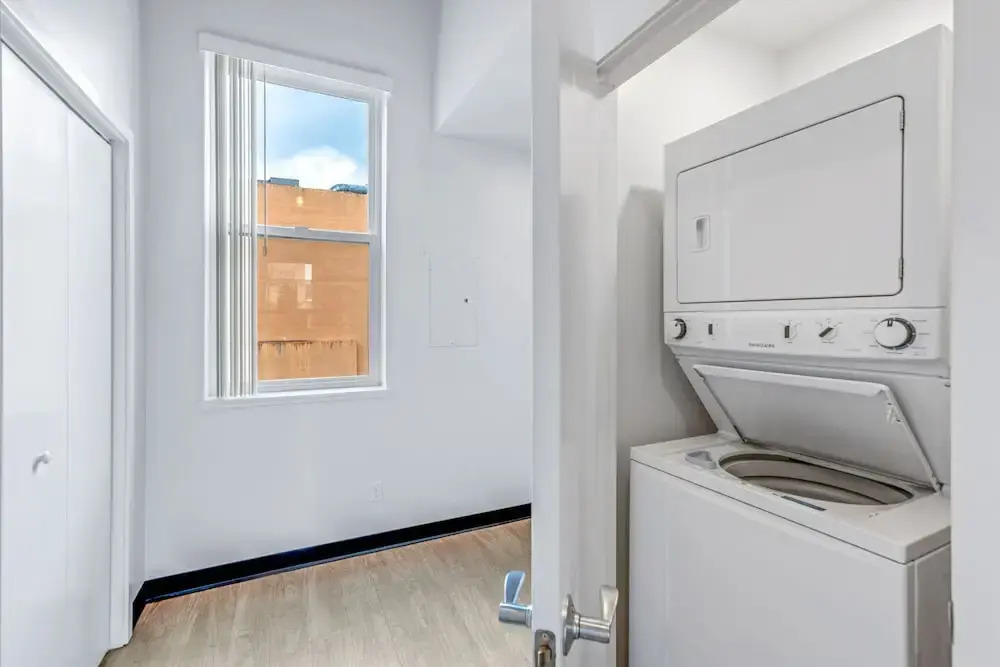Roxy Condo 203 in Bremerton