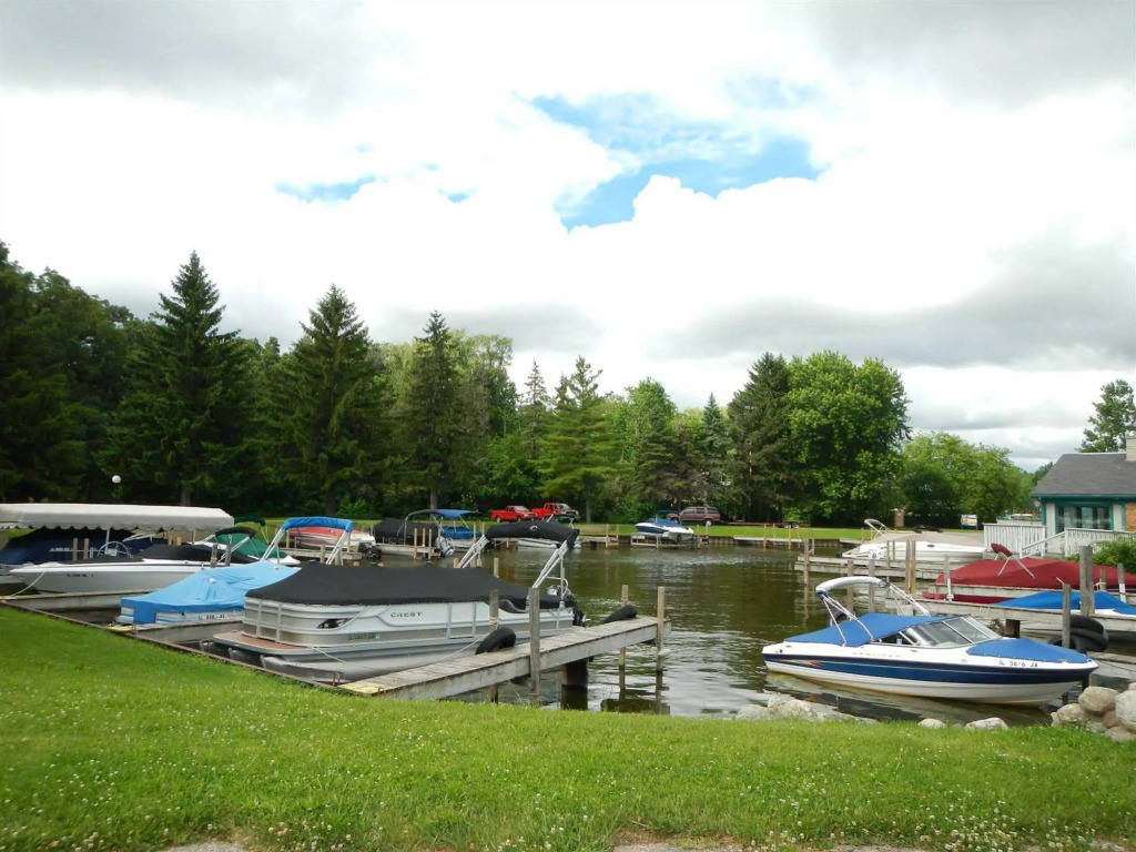 Waterfront Hotel and Marina