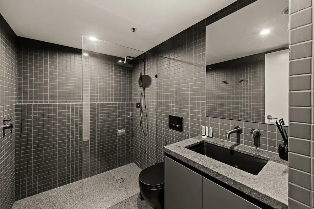 Stylish Riverside 2-bedroom Apartment in Teneriffe