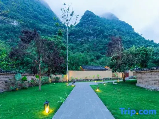 Qilu Hotel
