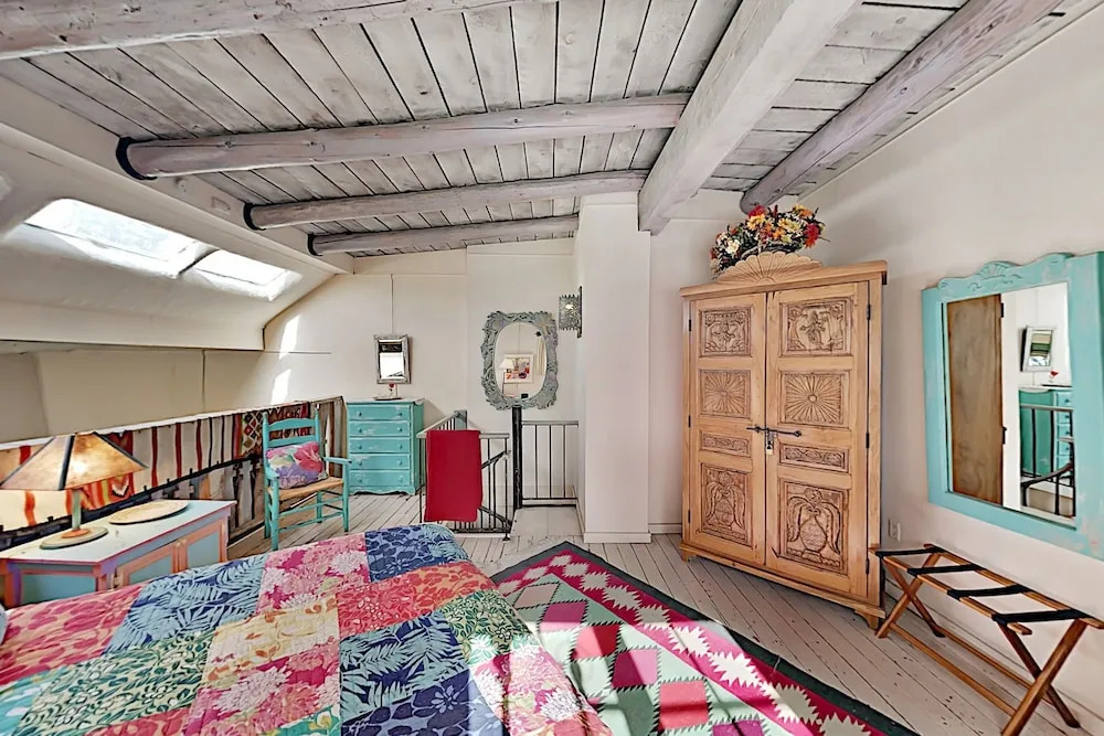 1 Block To Plaza! Rio Grande By Inger Jirby 1 Bedroom Duplex