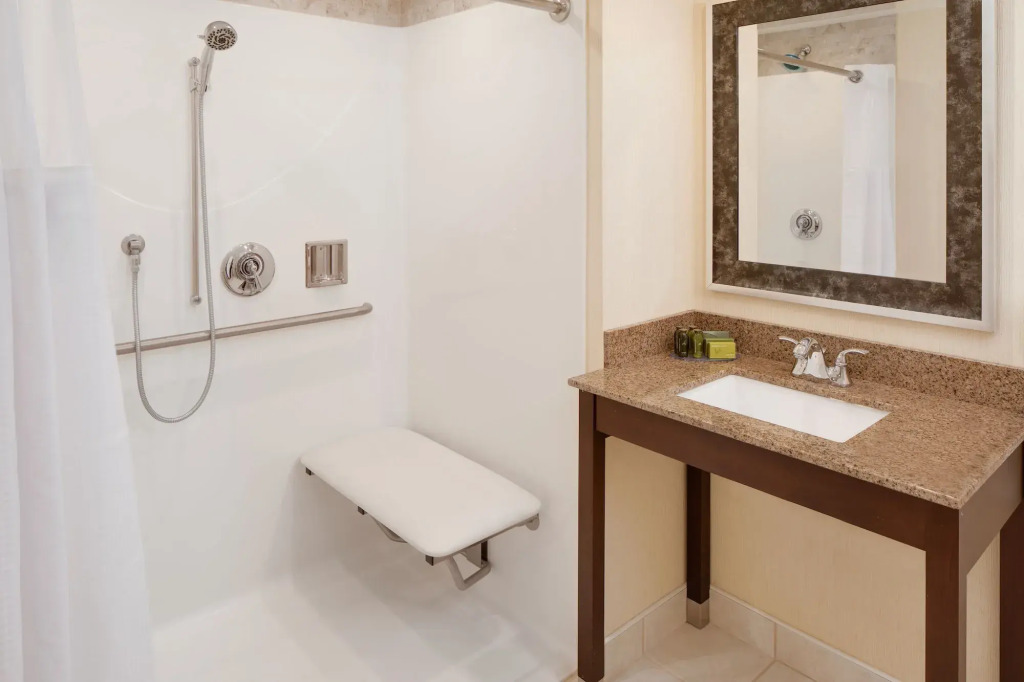 Westford Regency Inn & Conference Center