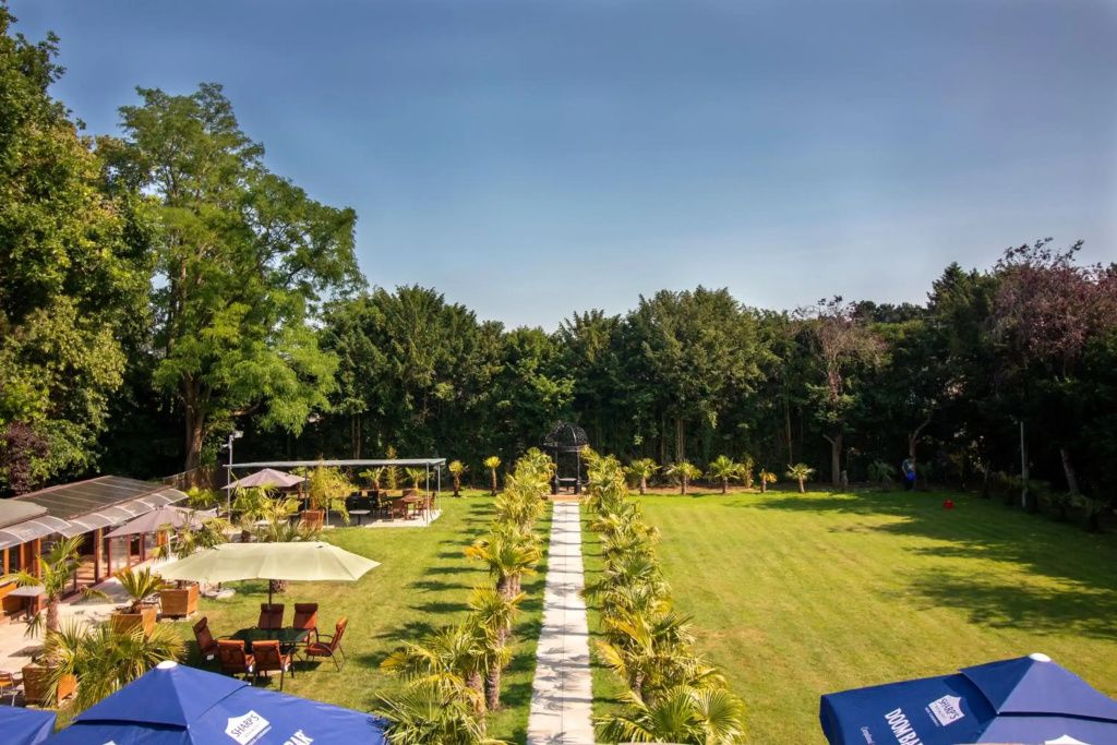 Westone Manor Hotel