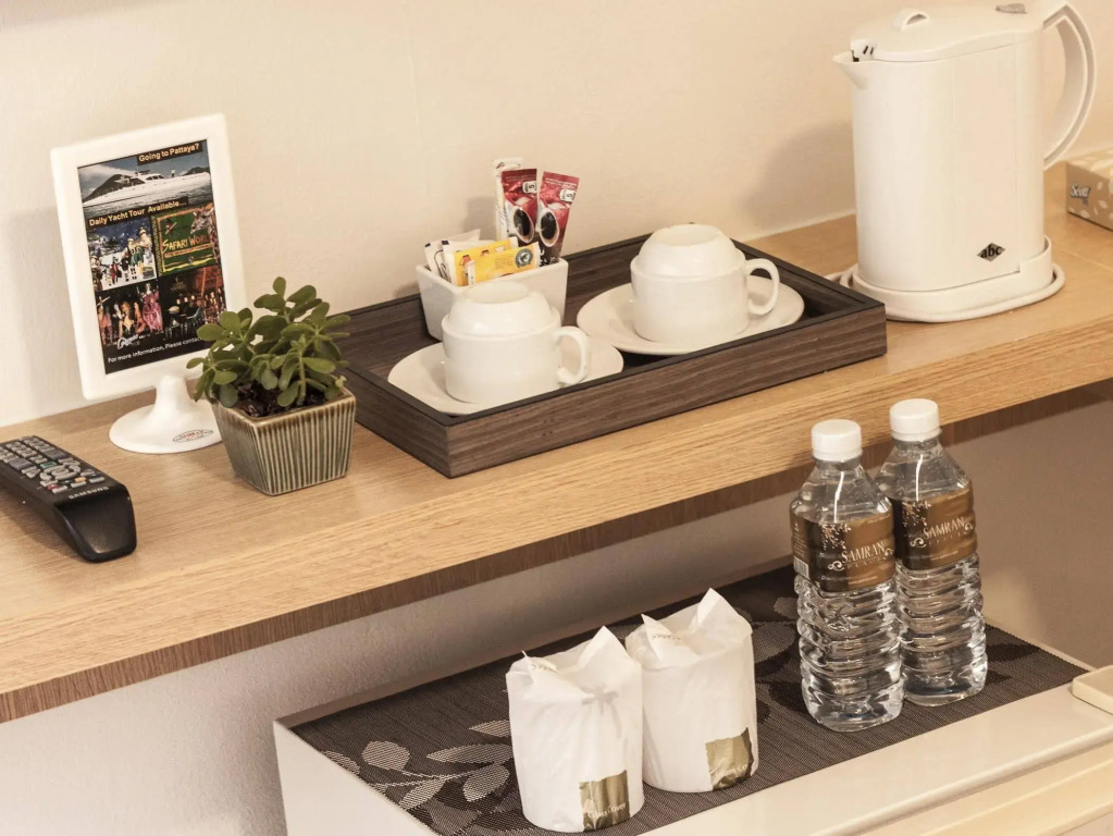 Samran Place Hotel