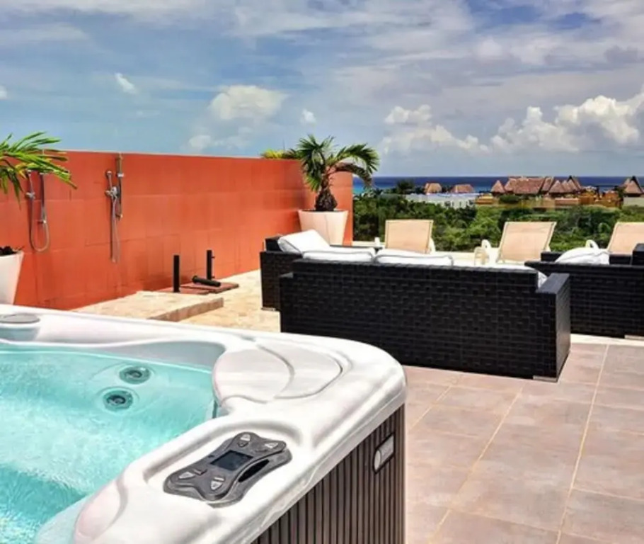 Via 38 PH Fuego by Realty Group