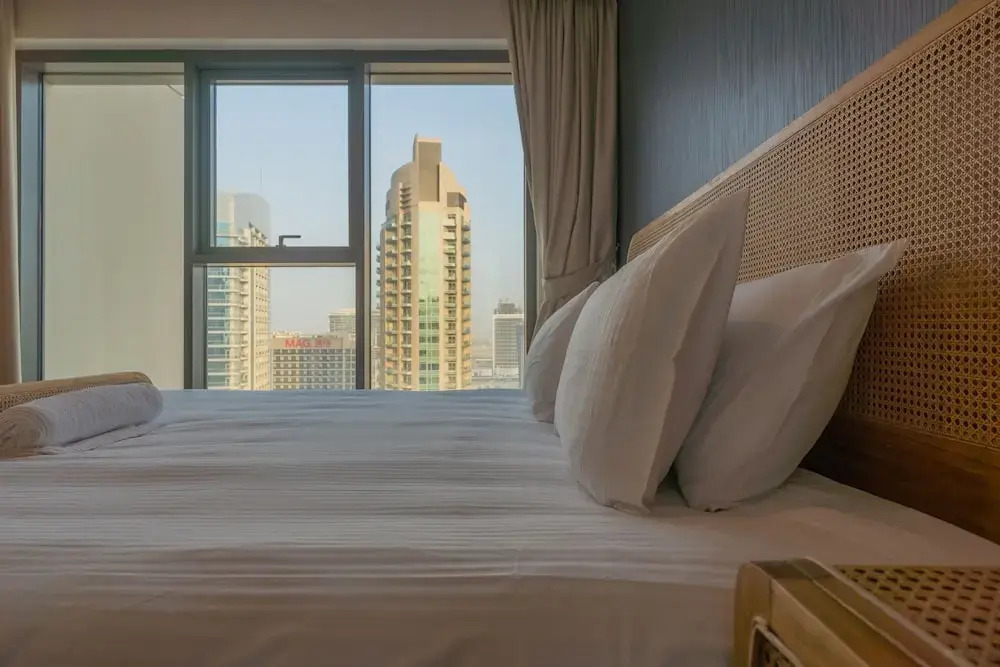 Bellavista - Chic - 1 BR - Burj Royal