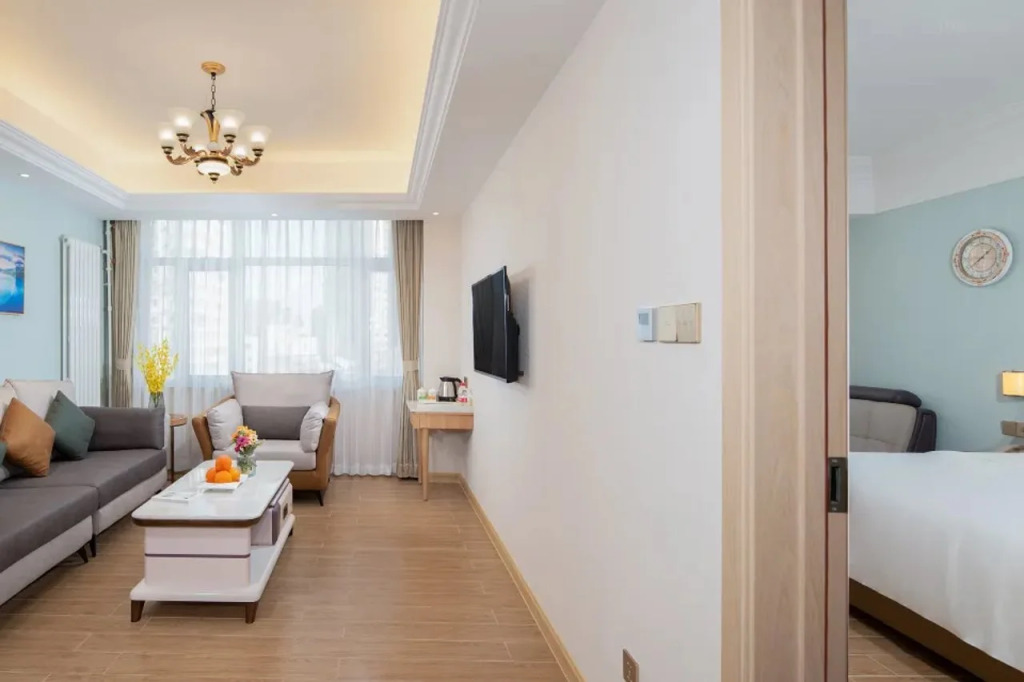 Vienna 3 Best Hotel (Beijing Gucheng subway station store)