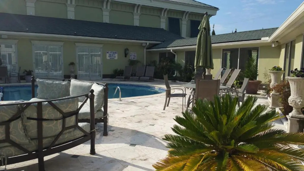 Town & Country Inn and Suites