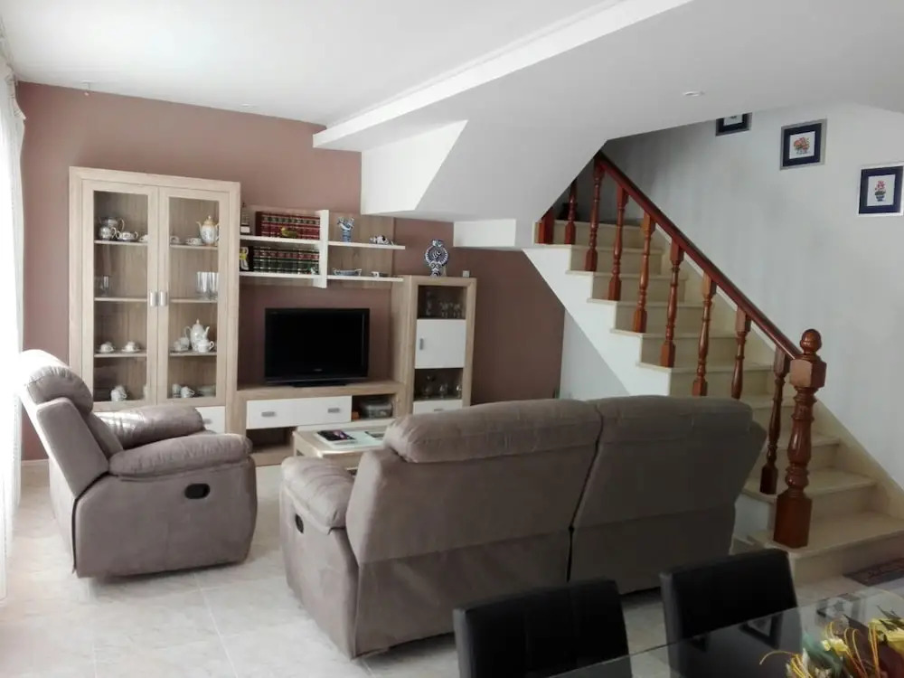 A Coruna 102813 5 Bedroom Holiday home By Mo Rentals