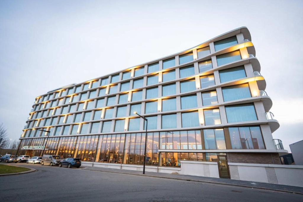 OZO Hotels De President Amsterdam Schiphol Airport