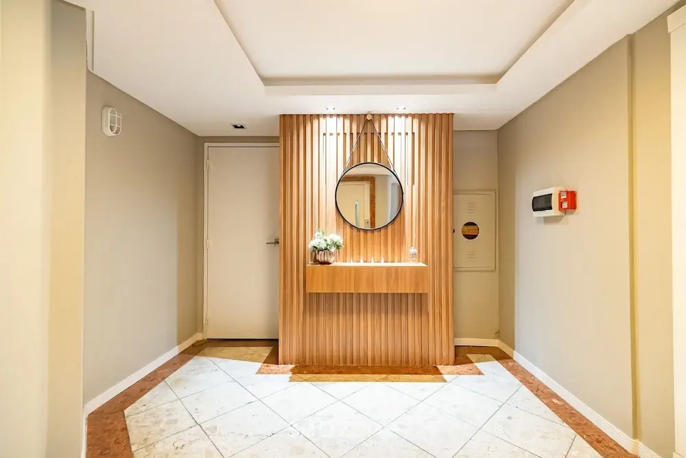 3BR Apt w/ BBQ 80m From Beach Erv0101