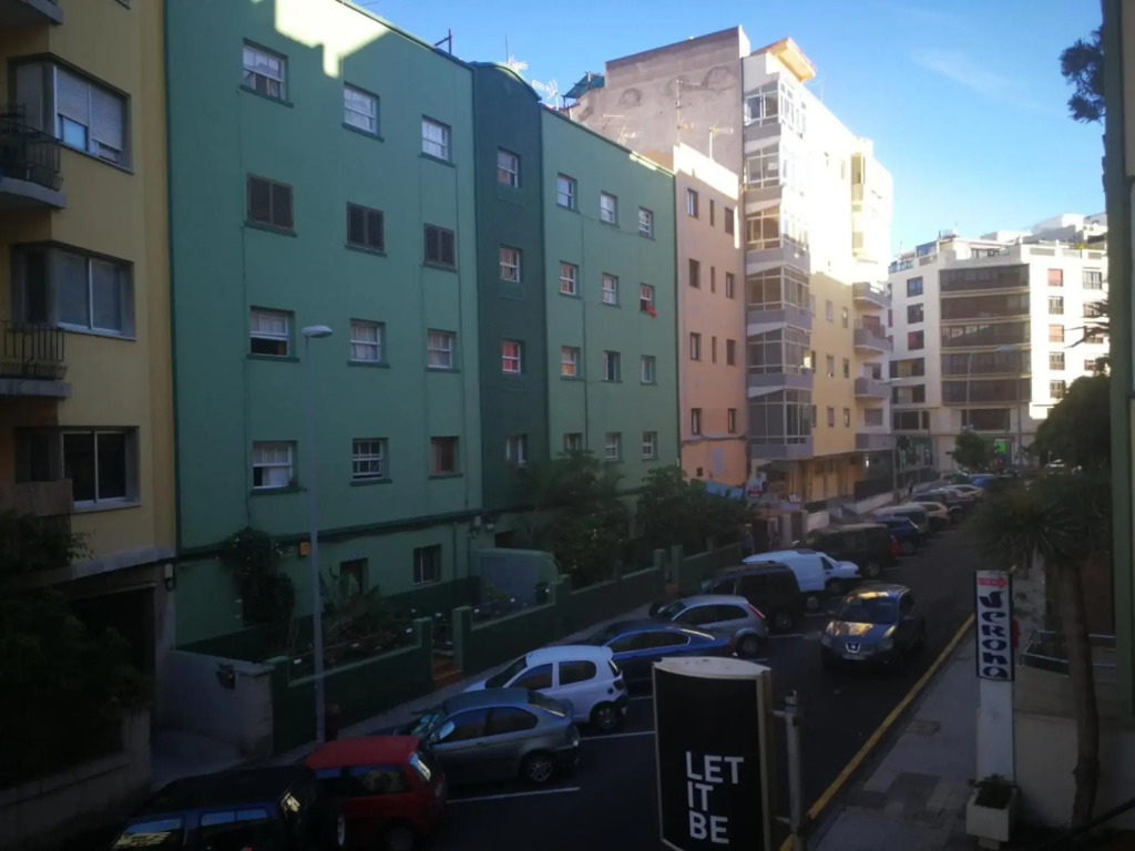 Céntrico y tranquilo apartamento con WIFI