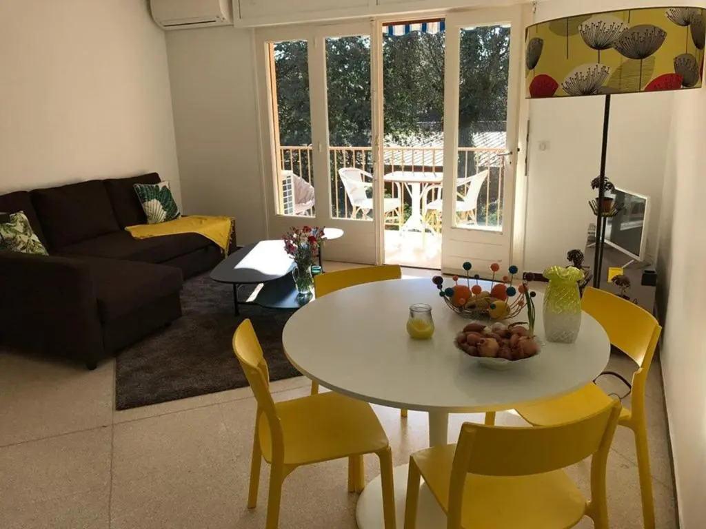 Appartement Cavalaire-sur-Mer, 2 pièces, 4 personnes - FR-1-100-180