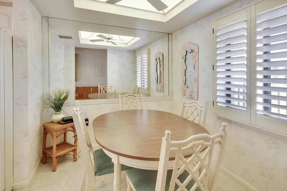 Land's End 303 Building 8 Beachfront With Private Balcony!