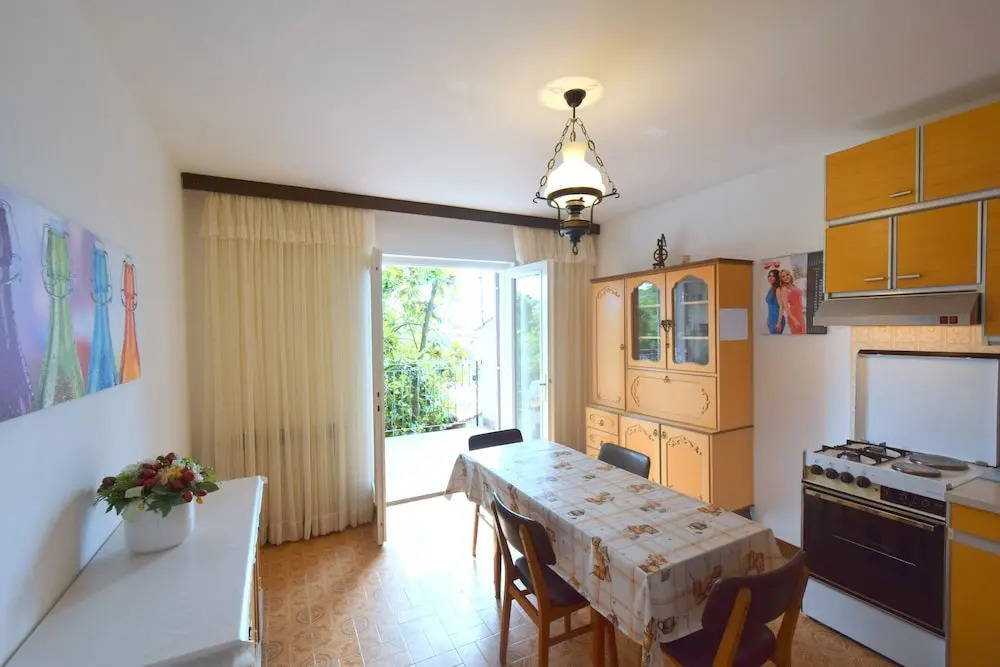 Apartment Mirjana