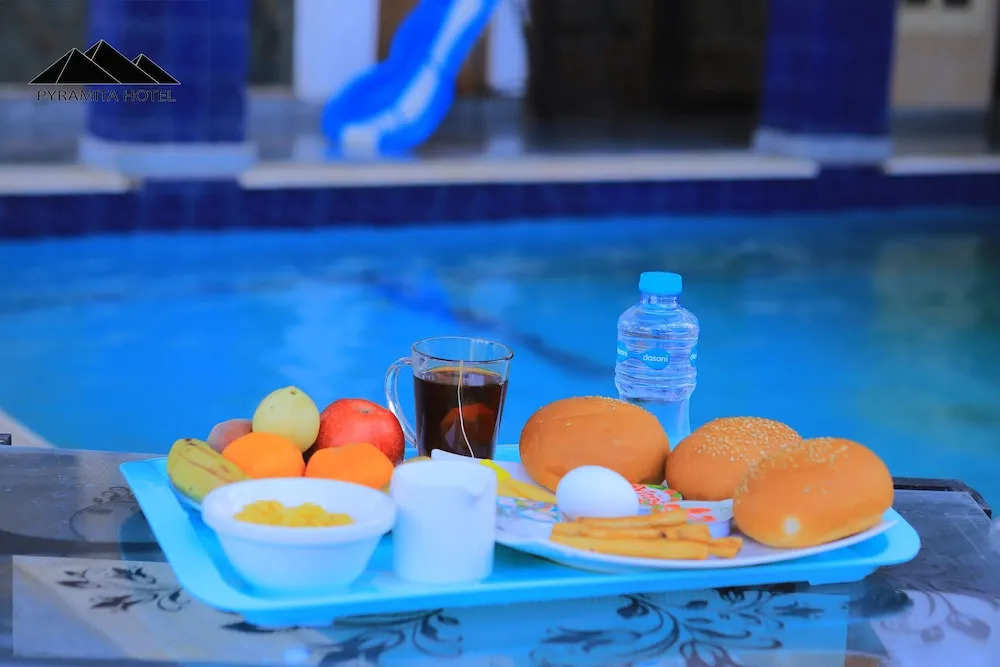 Pyramita Hotel